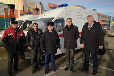 Новые автомобили скорой помощи отправились в территории области